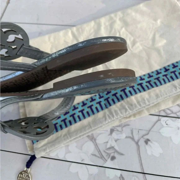 Tory Burch Gray Sandals - Picture 4 of 7